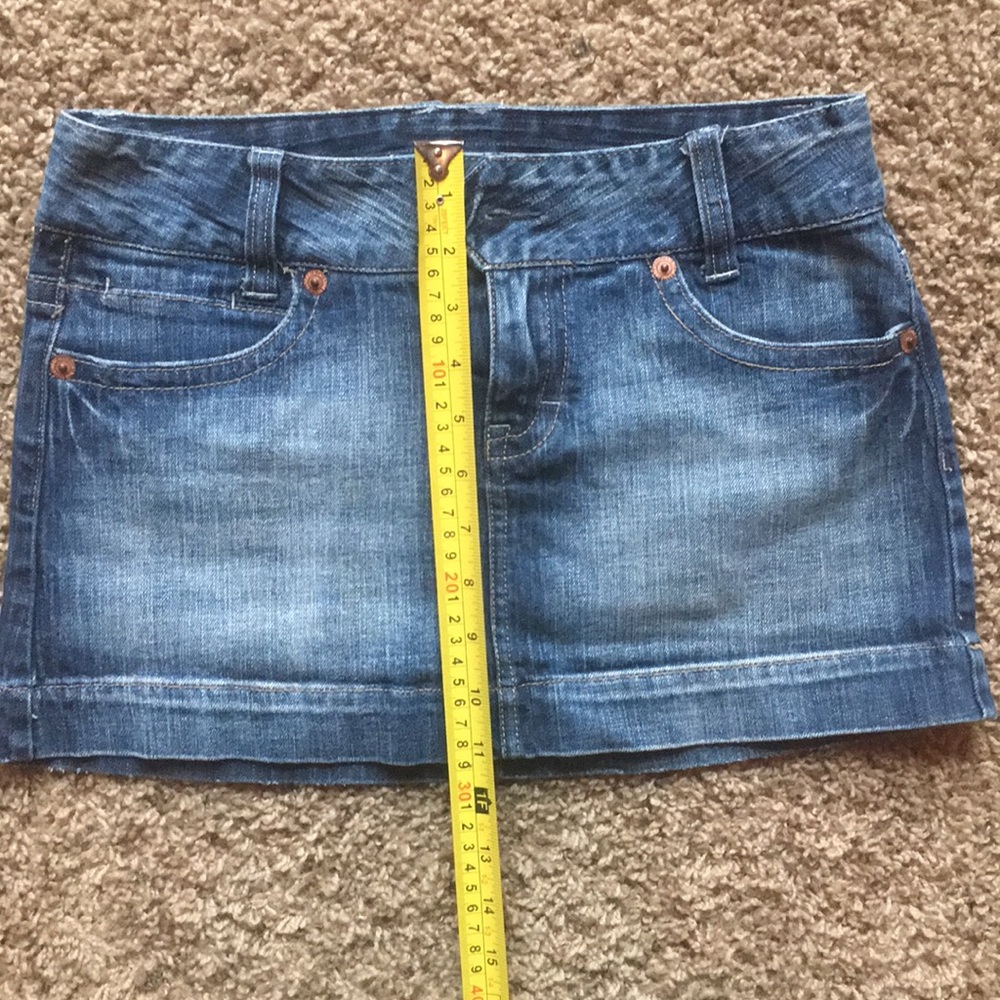 American Eagle mini skirt